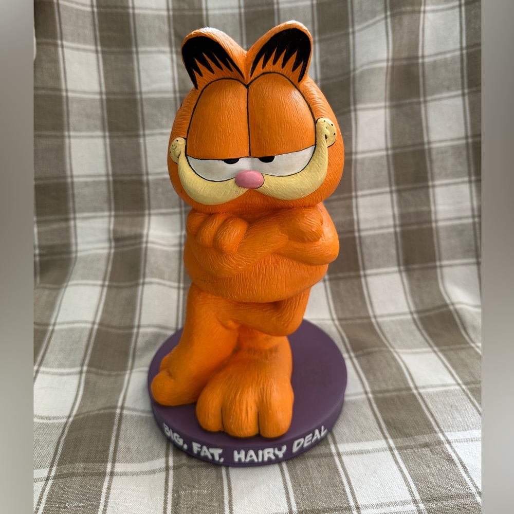 Vintage Garfield Figurine with Purple Base Big, Fat, Hairy Deal